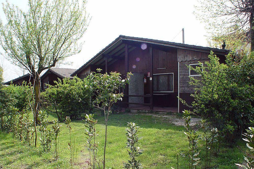 Campeggio Trevisago Iris Park Moniga del Garda Exterior photo